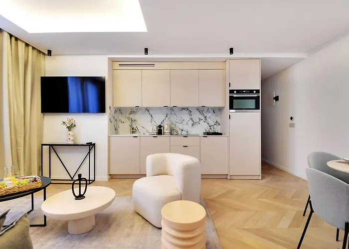 Cosy 2br-6p Champs Elysees * 파리